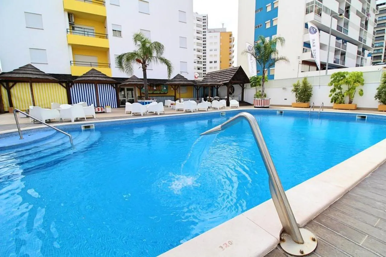 Modern Apartment In Portimao With Pool 50 M²